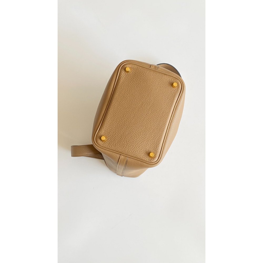 Hermès Picotin Lock Bag 18cm –D0 Weimaraner Beige Hermès Picotin Lock Bag 18cm –D0 Weimaraner Beige
