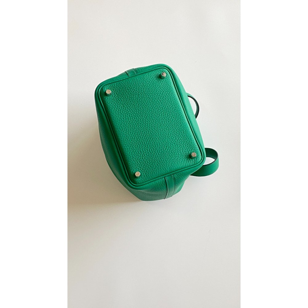 Hermès Picotin Lock Bag 18cm – U4 Velvet Green Hermès Picotin Lock Bag 18cm – U4 Velvet Green