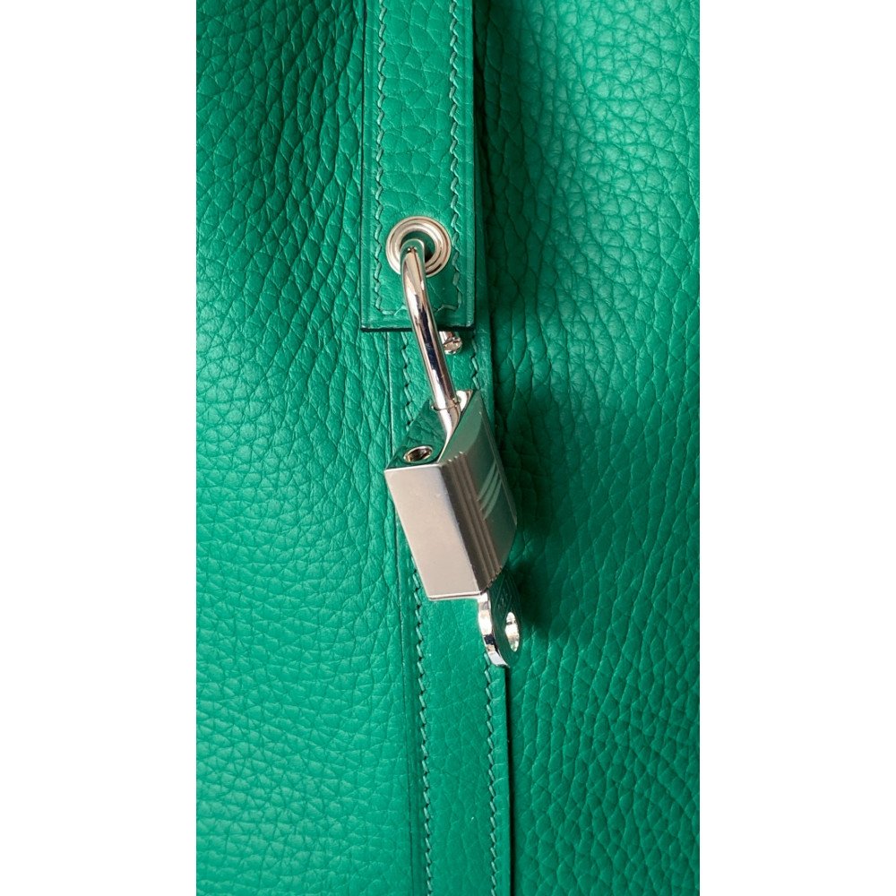 Hermès Picotin Lock Bag 18cm – U4 Velvet Green Hermès Picotin Lock Bag 18cm – U4 Velvet Green