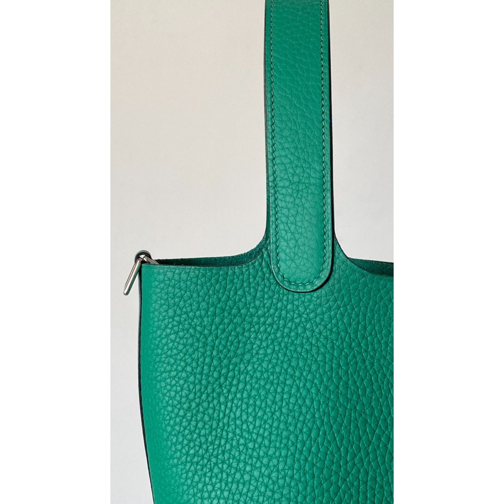 Hermès Picotin Lock Bag 18cm – U4 Velvet Green Hermès Picotin Lock Bag 18cm – U4 Velvet Green