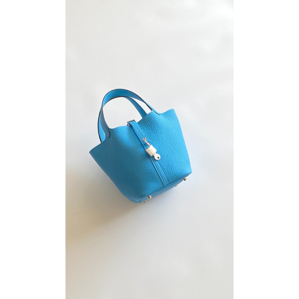 Hermès Picotin Lock Bag 18cm – P3 Northern Blue Hermès Picotin Lock Bag 18cm – P3 Northern Blue