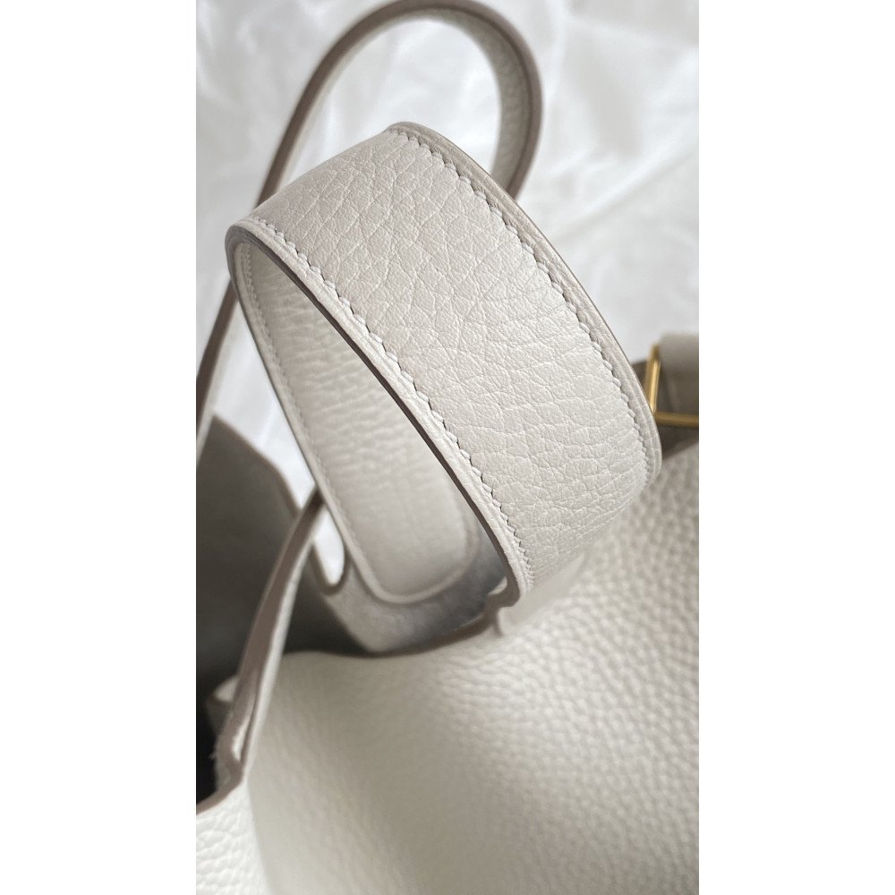 Hermès Picotin Lock Bag 18cm – Milkshake White Hermès Picotin Lock Bag 18cm – Milkshake White