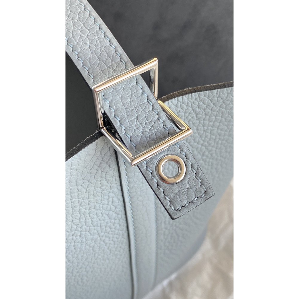 Hermès Picotin Lock Bag 18cm – Seagull Gray Hermès Picotin Lock Bag 18cm – Seagull Gray
