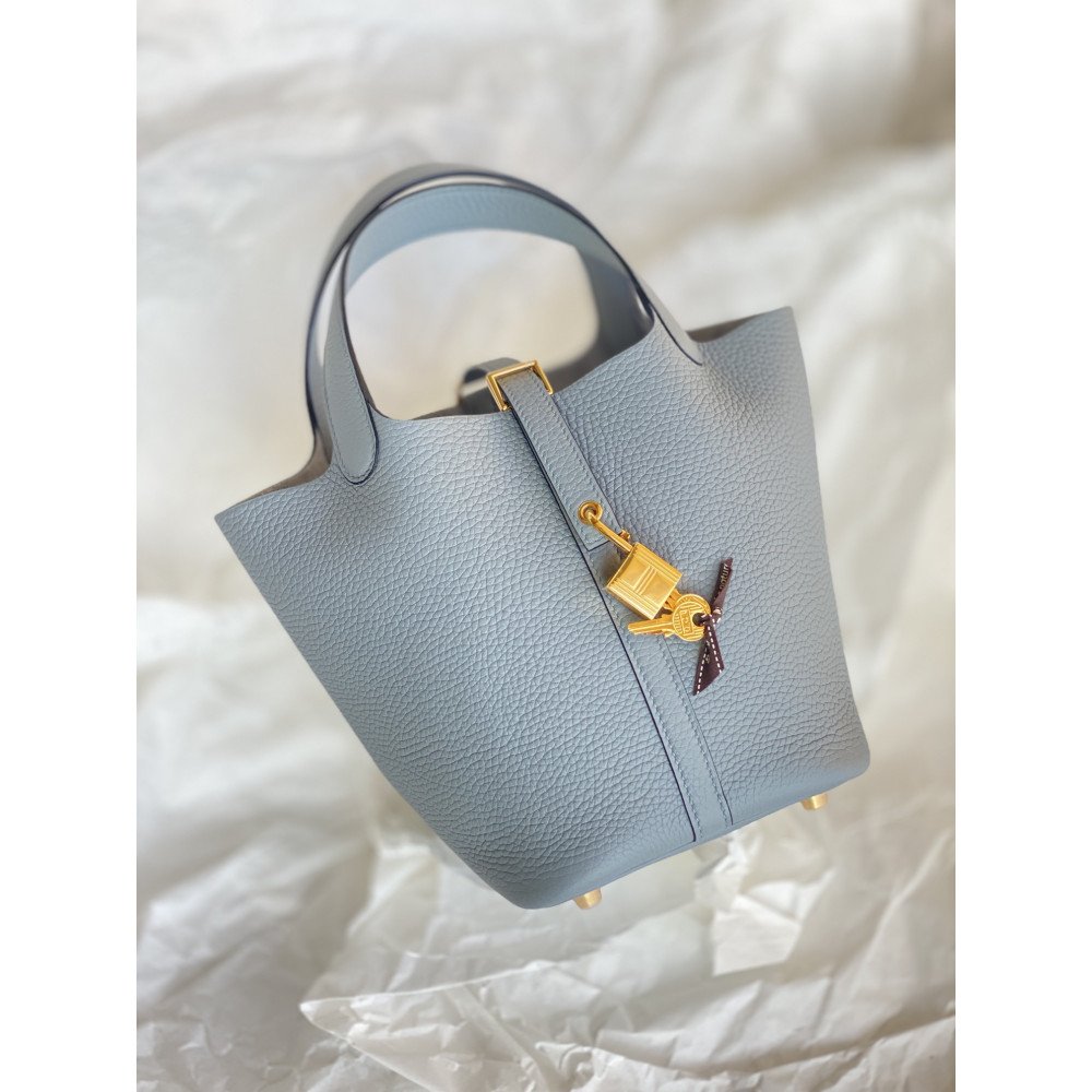 Hermès Picotin Lock Bag 18cm – Seagull Gray Hermès Picotin Lock Bag 18cm – Seagull Gray