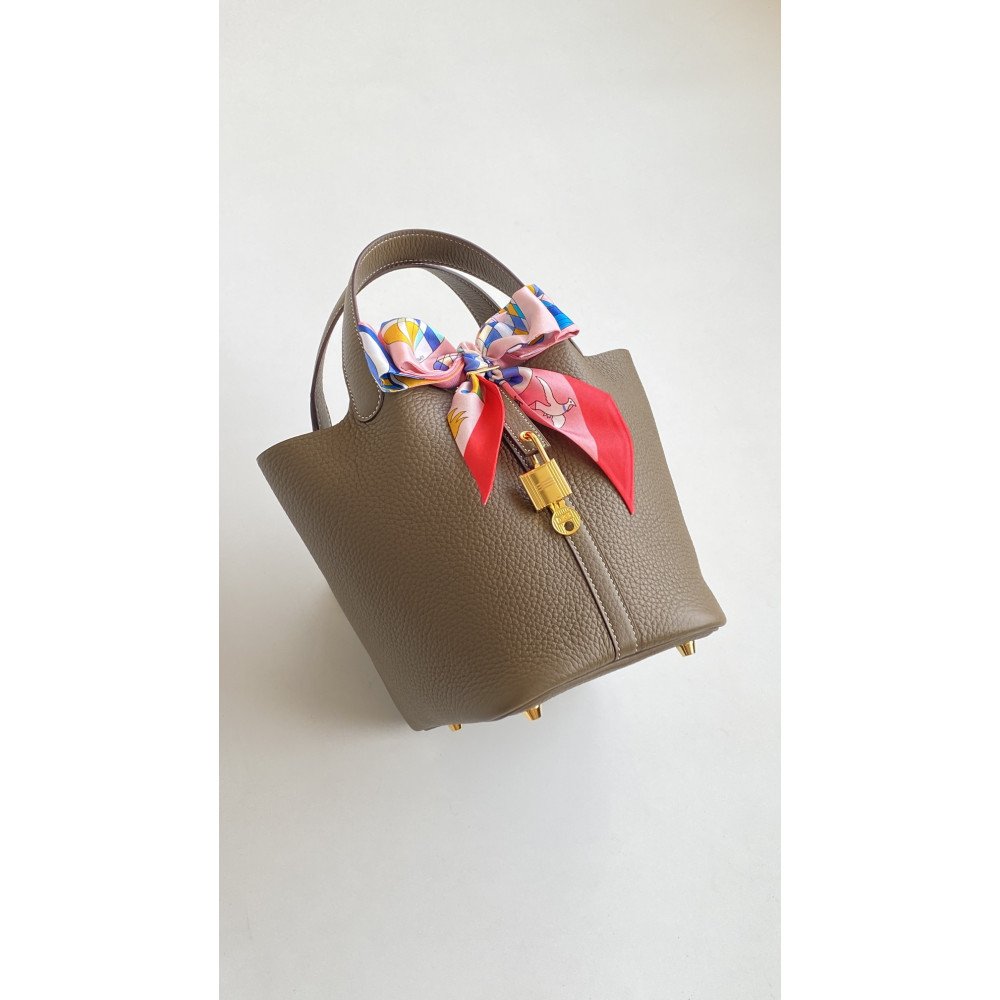 Hermès Picotin Lock Bag 18cm – Elephant Gray Hermès Picotin Lock Bag 18cm – Elephant Gray