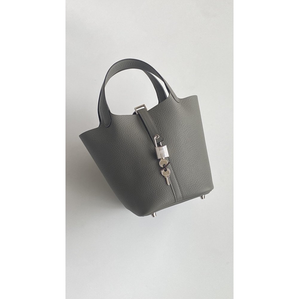 Hermès Picotin Lock Bag 18cm – Thunderhead Gray Hermès Picotin Lock Bag 18cm – Thunderhead Gray