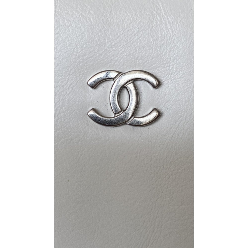 Chanel 22 Bag "Trash Bag" Shoulder Bag 