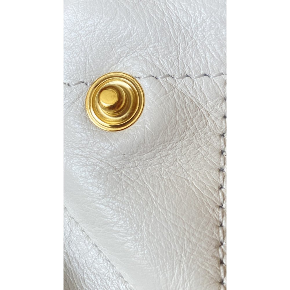 Chanel 22 Bag "Trash Bag" Shoulder Bag 