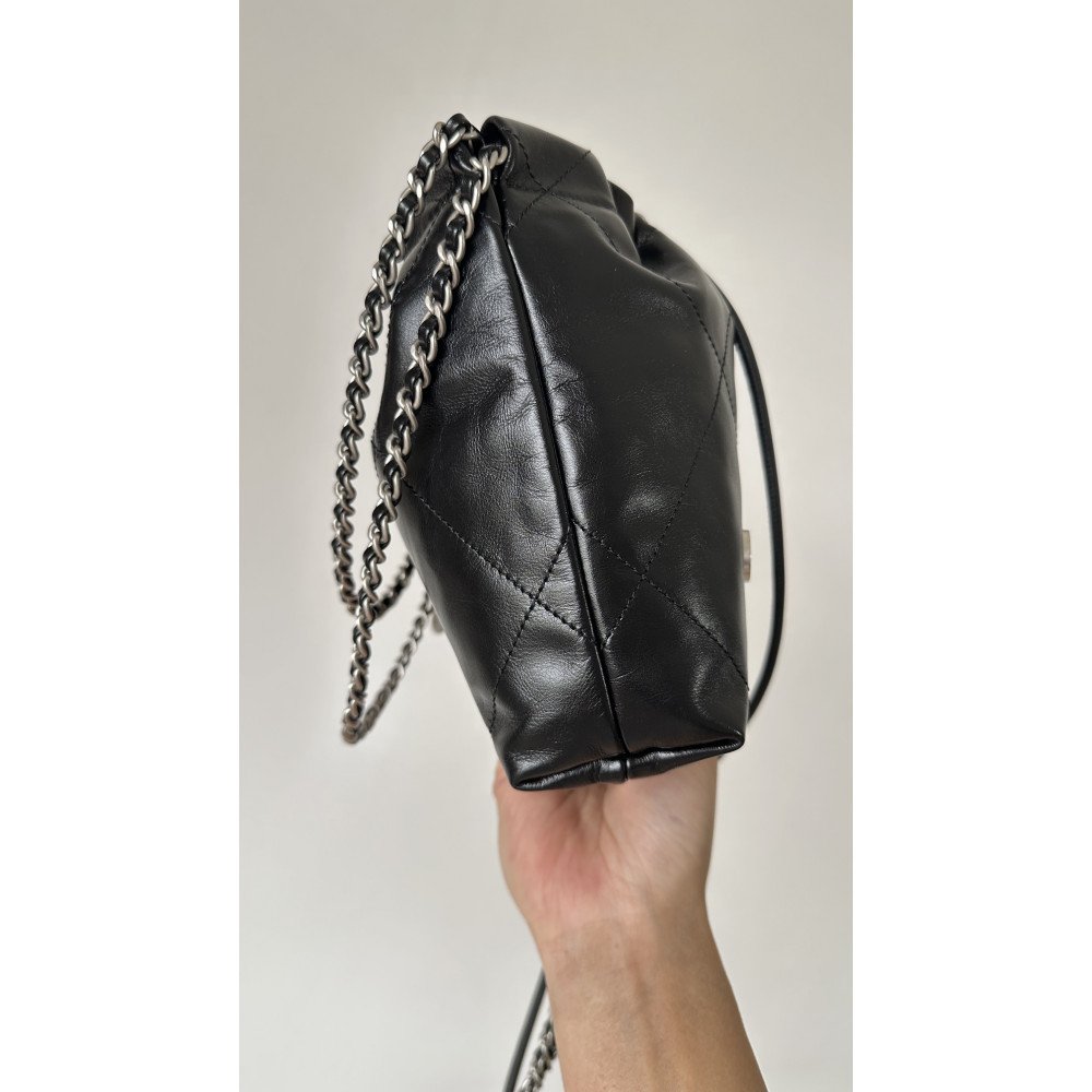 Chanel 23C black mini 22Bag, 