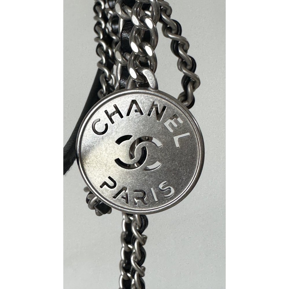 Chanel 23C black mini 22Bag, 