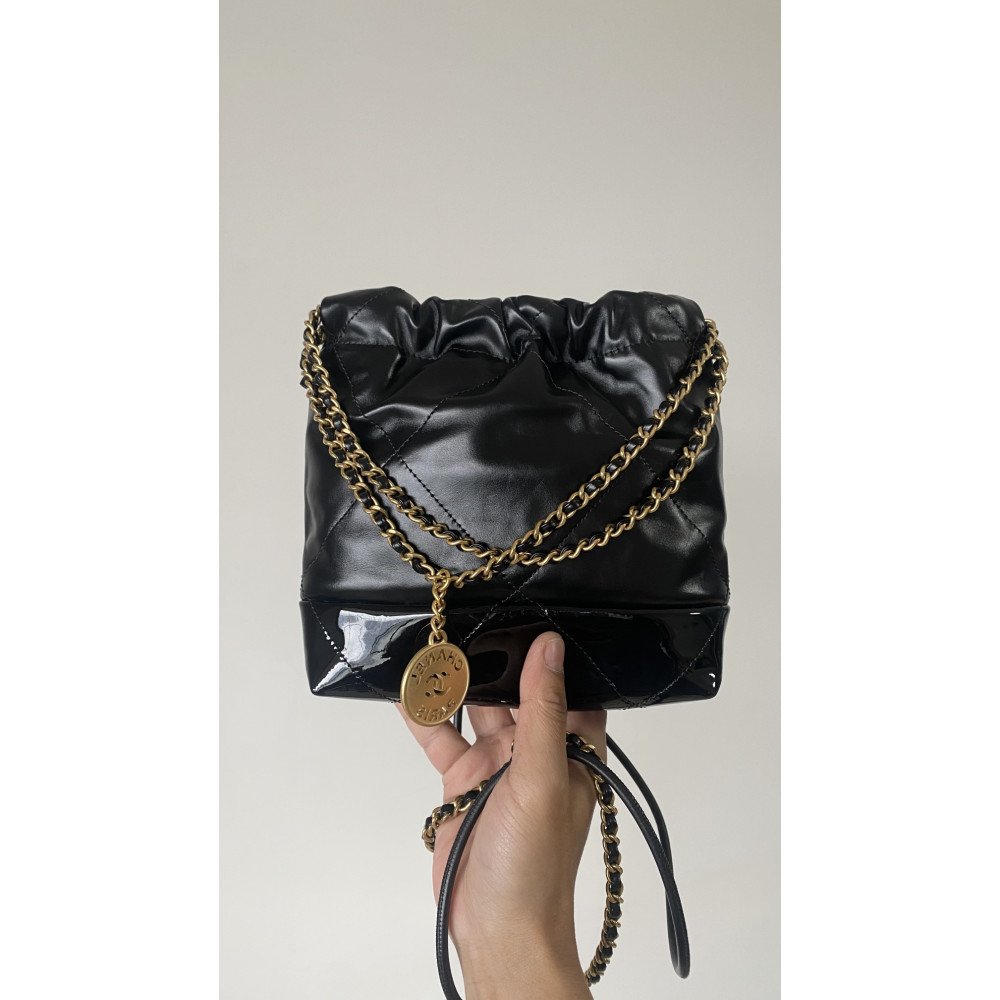 Chanel 24SS latest color-blocked mini 22Bag Chanel 24SS latest color-blocked mini 22Bag