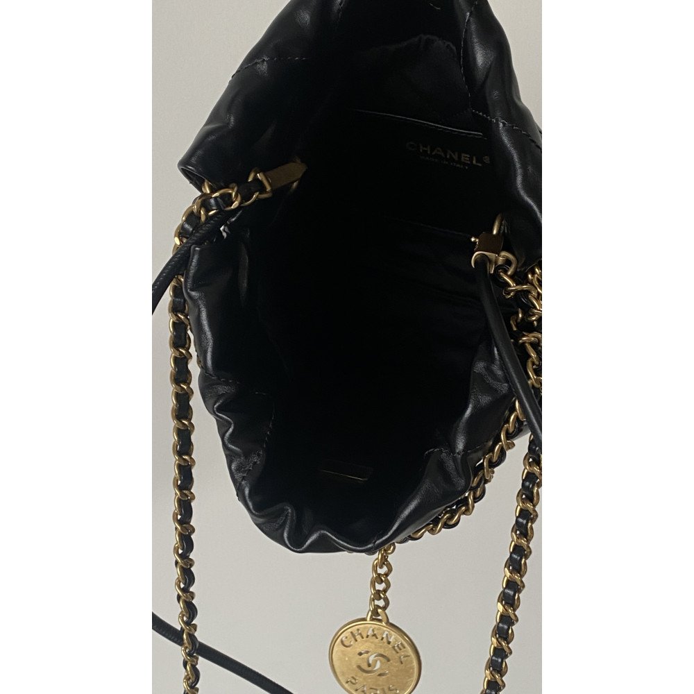Chanel 24SS latest color-blocked mini 22Bag Chanel 24SS latest color-blocked mini 22Bag