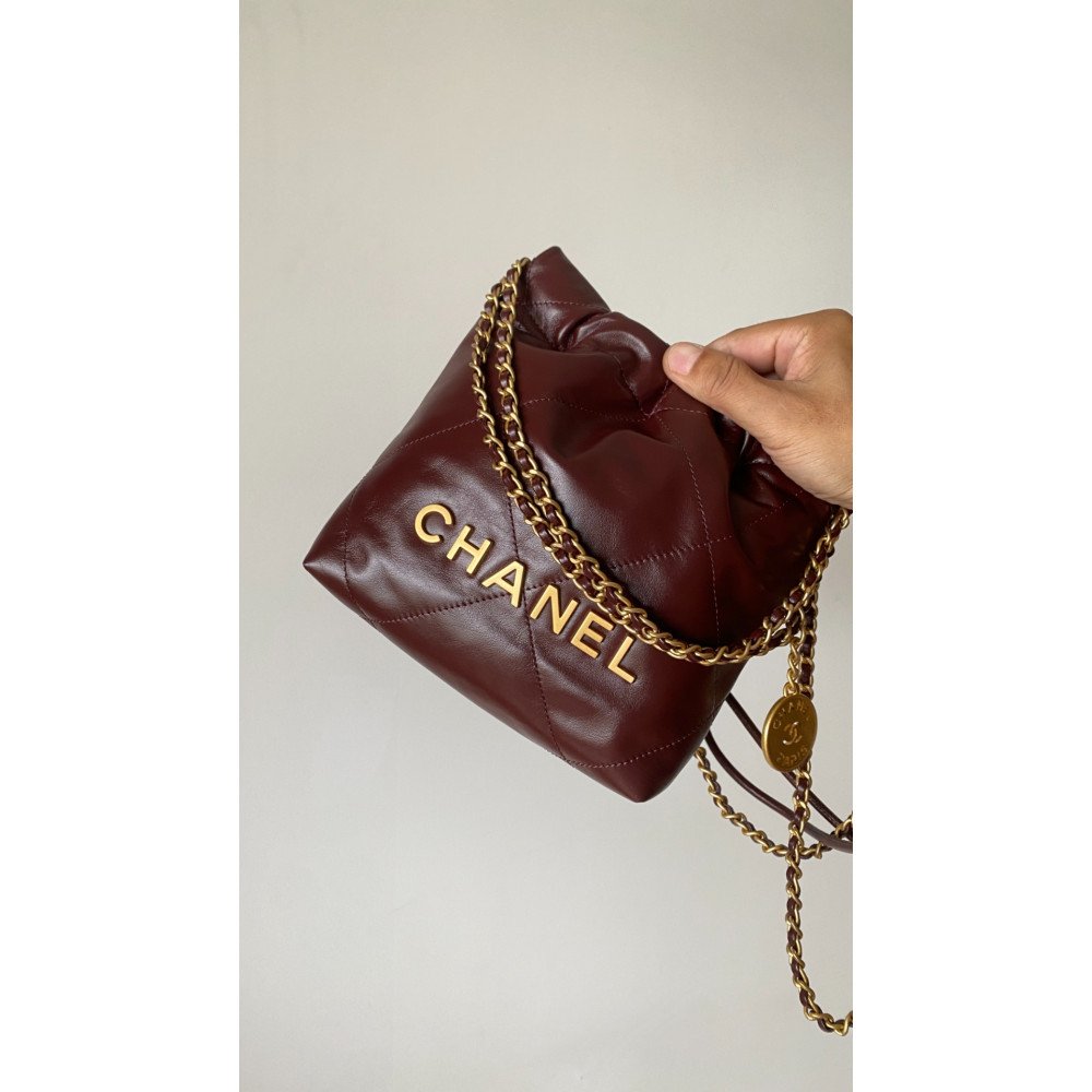 Chanel 23C burgundy red mini 22Bag Chanel 23C burgundy red mini 22Bag