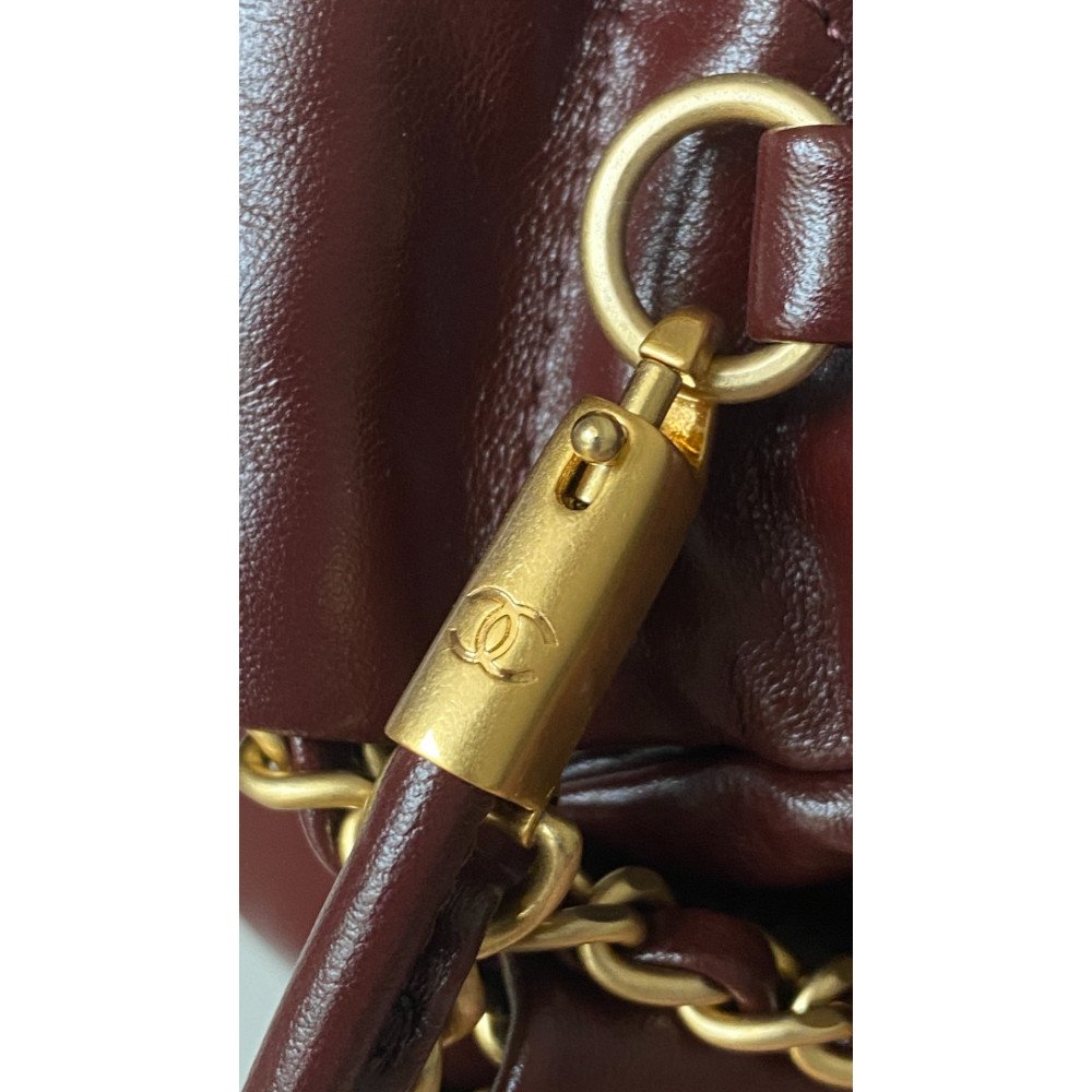 Chanel 23C burgundy red mini 22Bag Chanel 23C burgundy red mini 22Bag