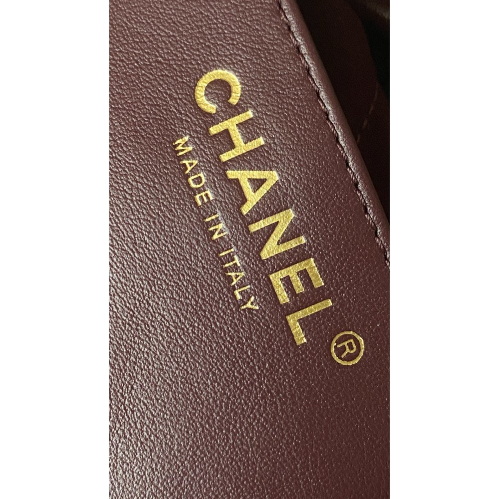 Chanel 23C burgundy red mini 22Bag Chanel 23C burgundy red mini 22Bag