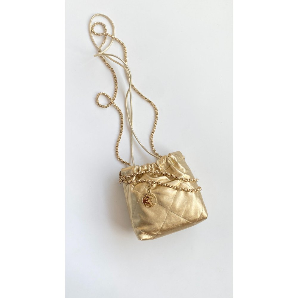 Chanel 24B limited color gold mini 22Bag! Chanel 24B limited color gold mini 22Bag!