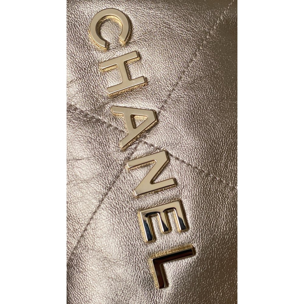 Chanel 24B limited color gold mini 22Bag! Chanel 24B limited color gold mini 22Bag!