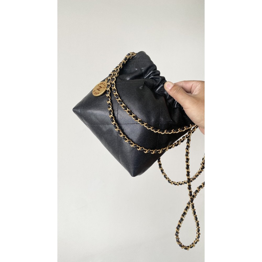 Chanel 23K limited color black mini 22Bag Chanel 23K limited color black mini 22Bag