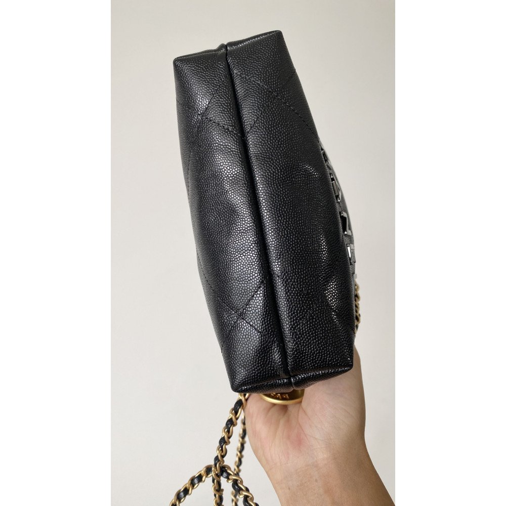 Chanel 23K limited color black mini 22Bag Chanel 23K limited color black mini 22Bag