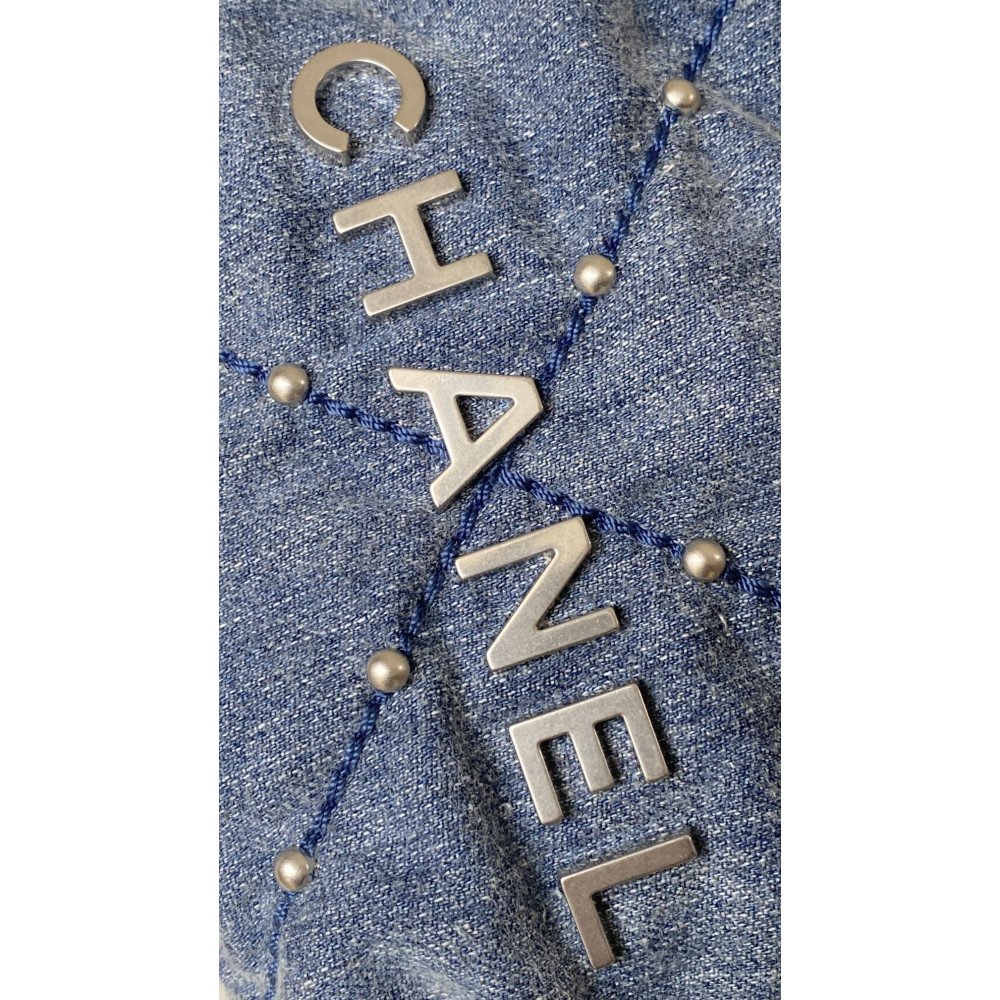 Chanel 25S mini 22Bag "denim nailhead denim" Chanel 25S mini 22Bag "denim nailhead denim"
