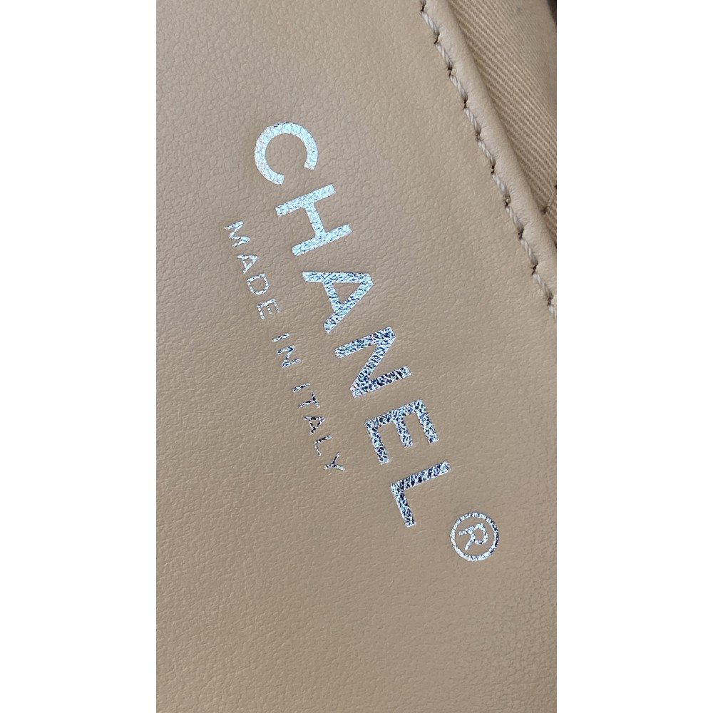 Chanel 25S mini 22Bag in apricot color Chanel 25S mini 22Bag in apricot color