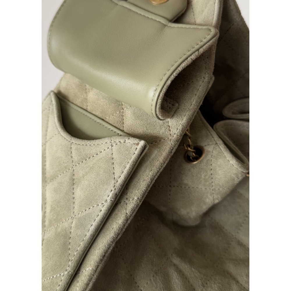 Chanel 25 Bag Small Hobo Boho Bag! Chanel 25 Bag Small Hobo Boho Bag!
