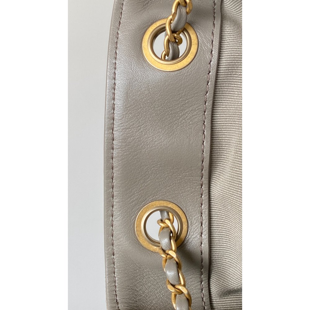 Chanel 25 Bag Small Hobo Boho Bag! Chanel 25 Bag Small Hobo Boho Bag!