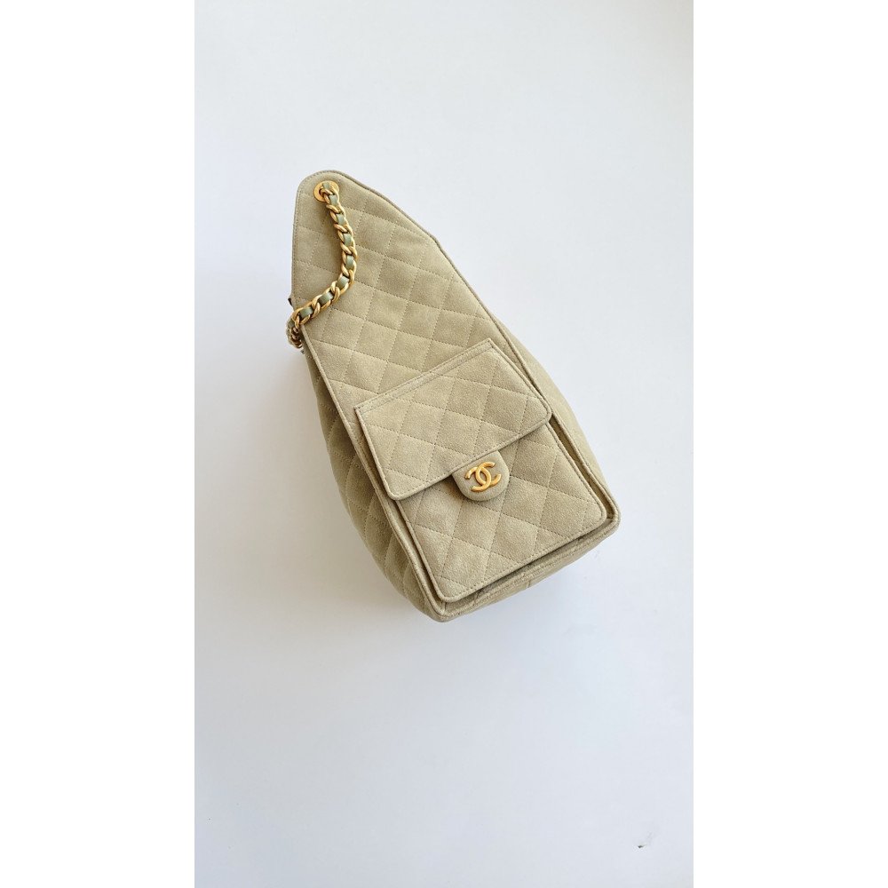 Chanel 25 Bag Medium Hobo Boho Bag! Chanel 25 Bag Medium Hobo Boho Bag!