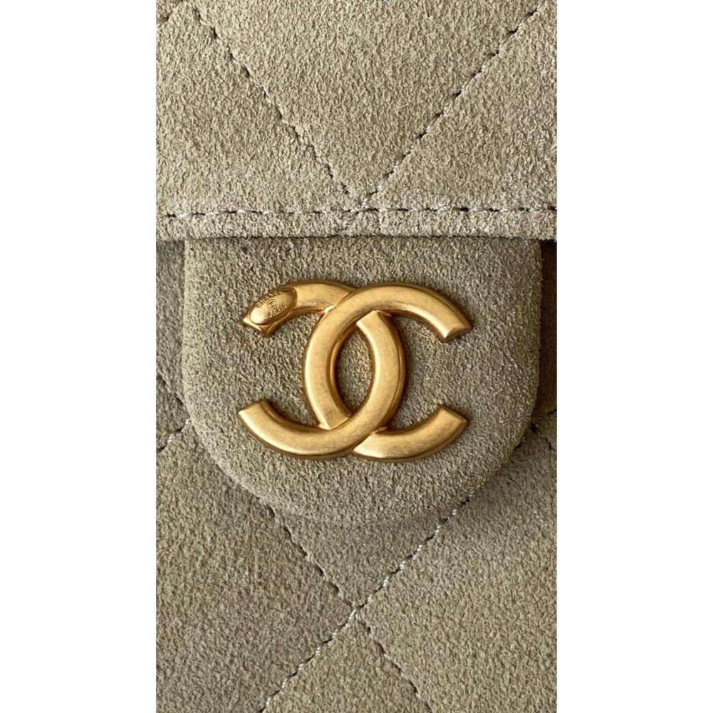 Chanel 25 Bag Medium Hobo Boho Bag! Chanel 25 Bag Medium Hobo Boho Bag!