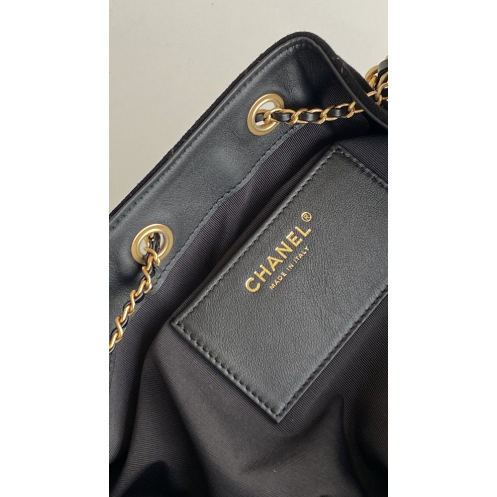 Chanel 25 Bag Medium Hobo Boho Bag! Chanel 25 Bag Medium Hobo Boho Bag!