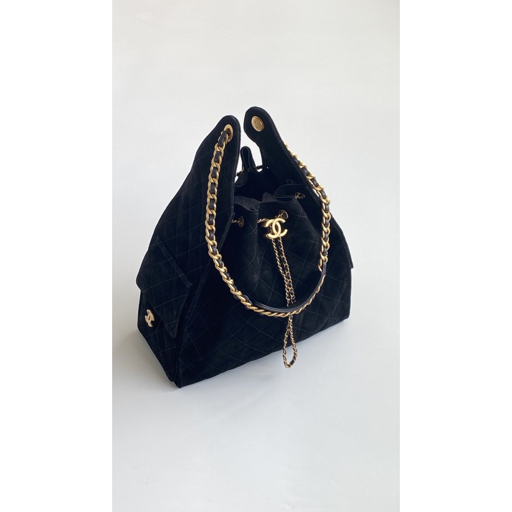 Chanel 25 Bag Medium Hobo Boho Bag! Chanel 25 Bag Medium Hobo Boho Bag!