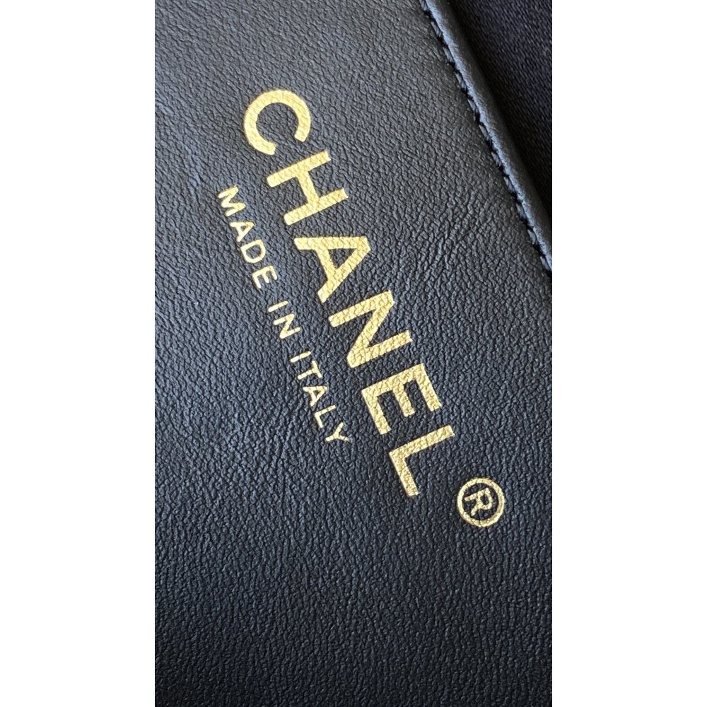 Chanel 25A Bag Small Hobo Boho Bag! Chanel 25A Bag Small Hobo Boho Bag!