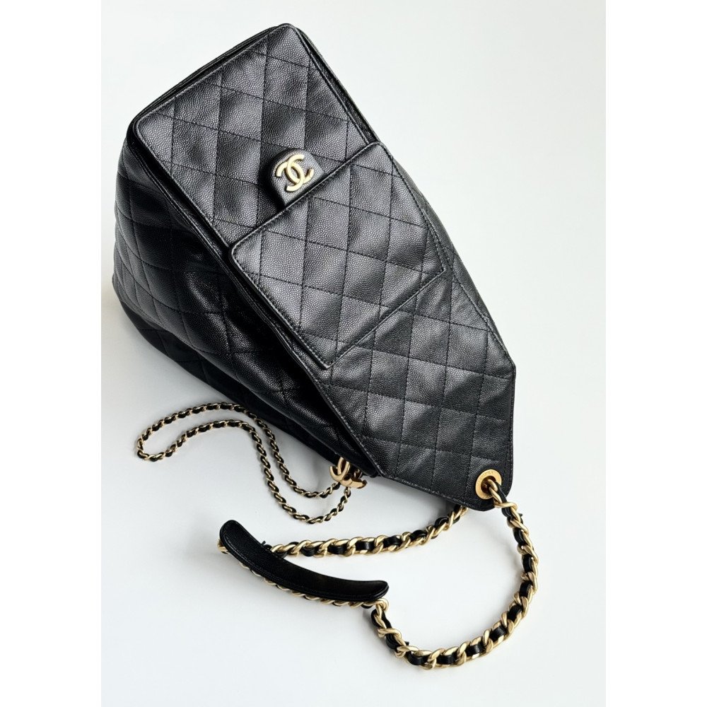 Chanel 25A Bag Medium Hobo Boho Bag! Chanel 25A Bag Medium Hobo Boho Bag!