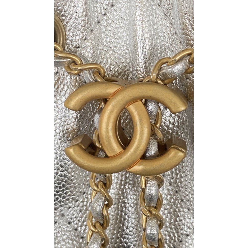 Chanel 25 Bag Small Hobo Boho Bag! Chanel 25 Bag Small Hobo Boho Bag!