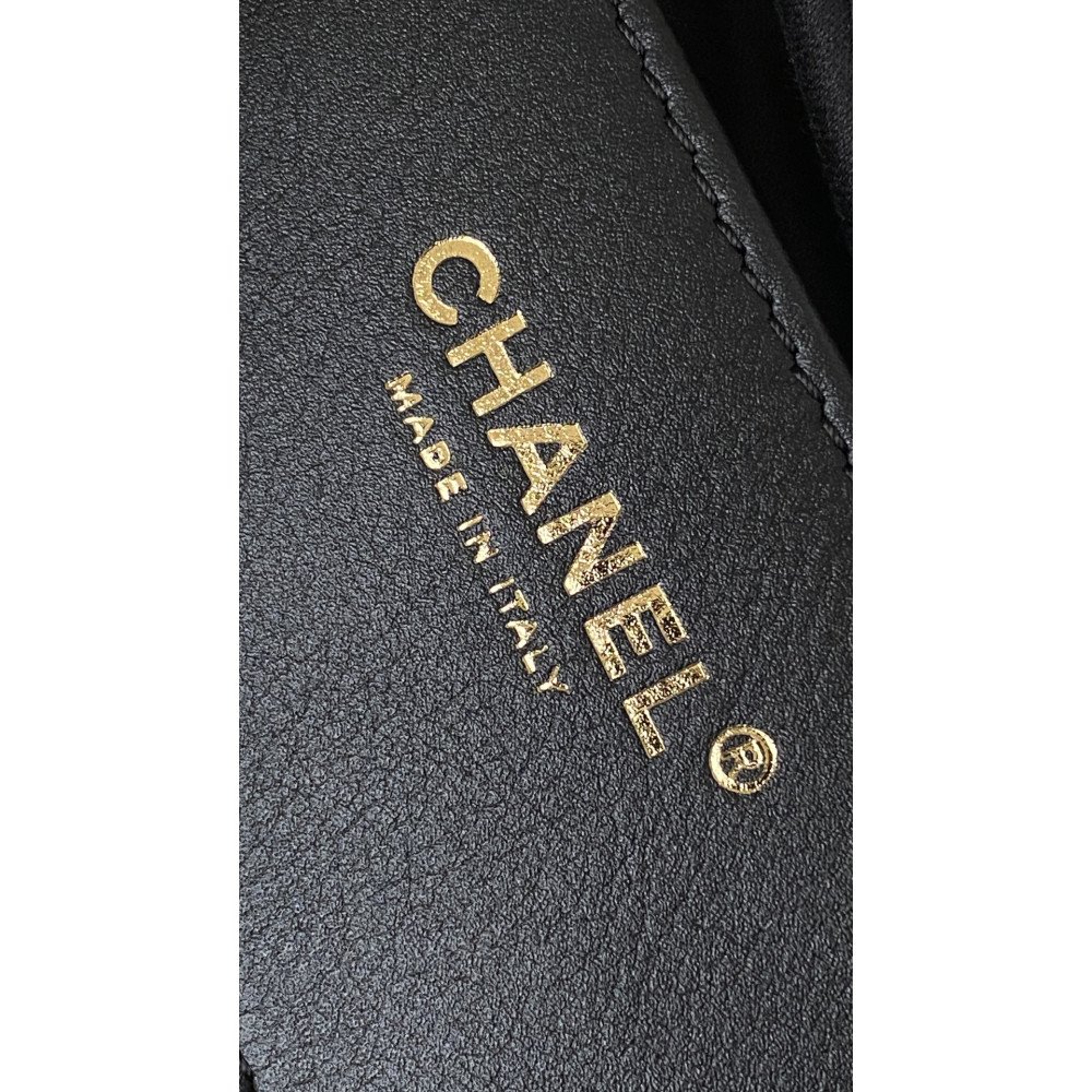 Chanel 25 Bag Small Hobo Boho Bag! Chanel 25 Bag Small Hobo Boho Bag!