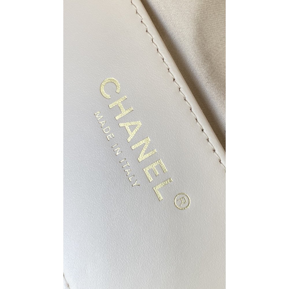 Chanel 25A Bag Medium Hobo Boho Bag! Chanel 25A Bag Medium Hobo Boho Bag!