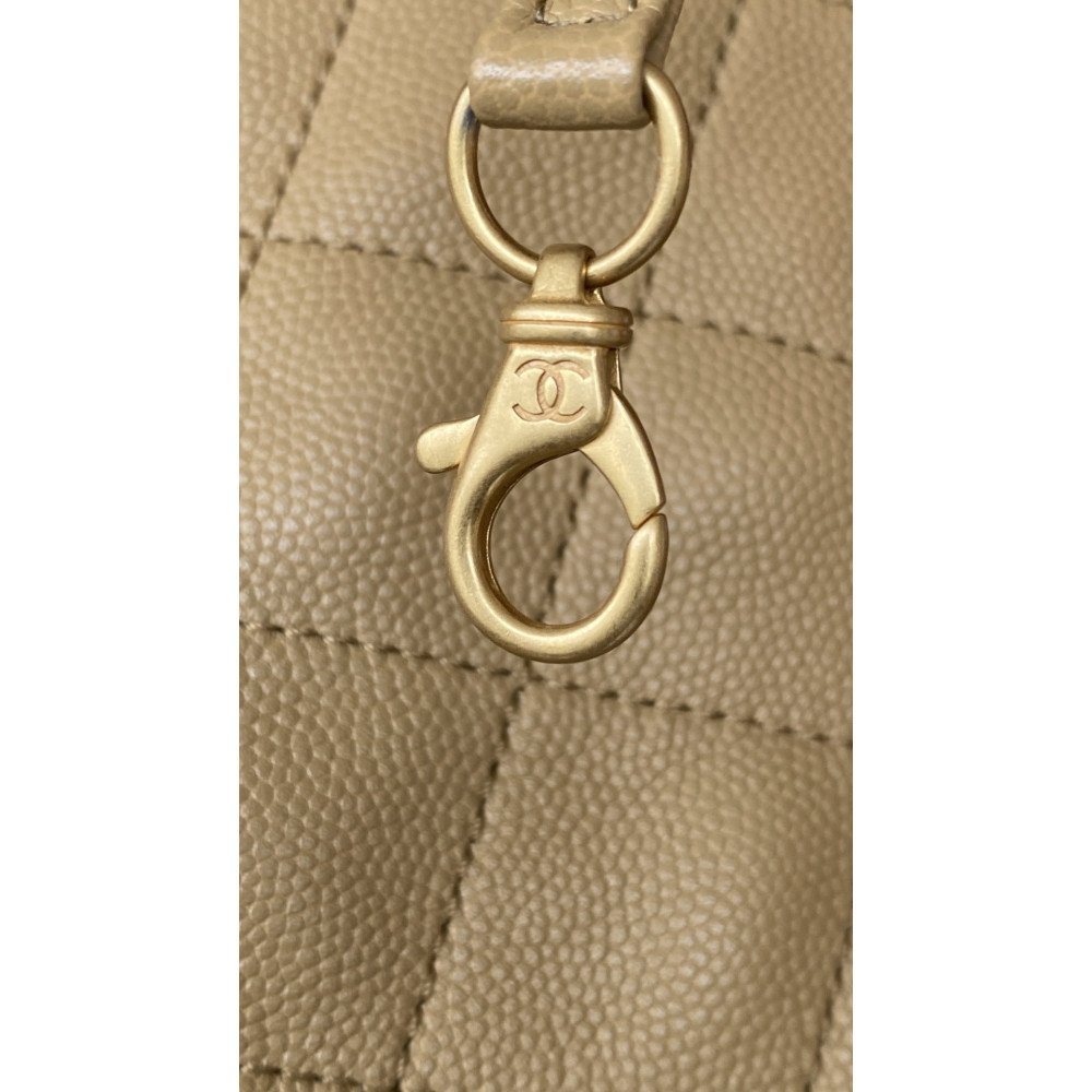 Chanel 25A Bag Medium Hobo Boho Bag! Chanel 25A Bag Medium Hobo Boho Bag!