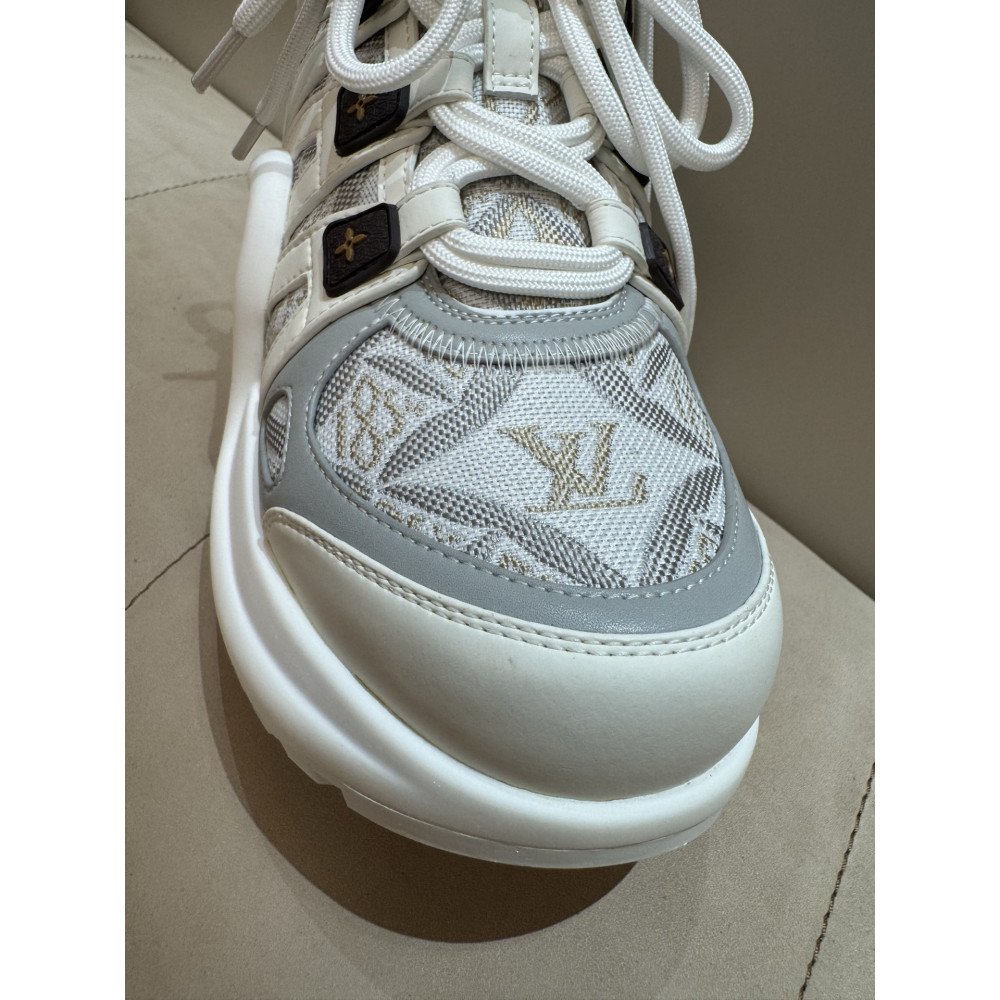 Louis Vuitton Archlight Women's Casual Sneakers! Louis Vuitton Archlight Women's Casual Sneakers!
