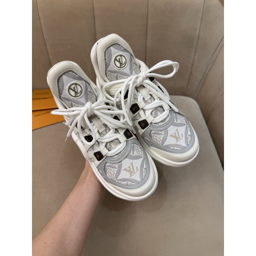 Louis Vuitton Archlight Women's Casual Sneakers! Louis Vuitton Archlight Women's Casual Sneakers!