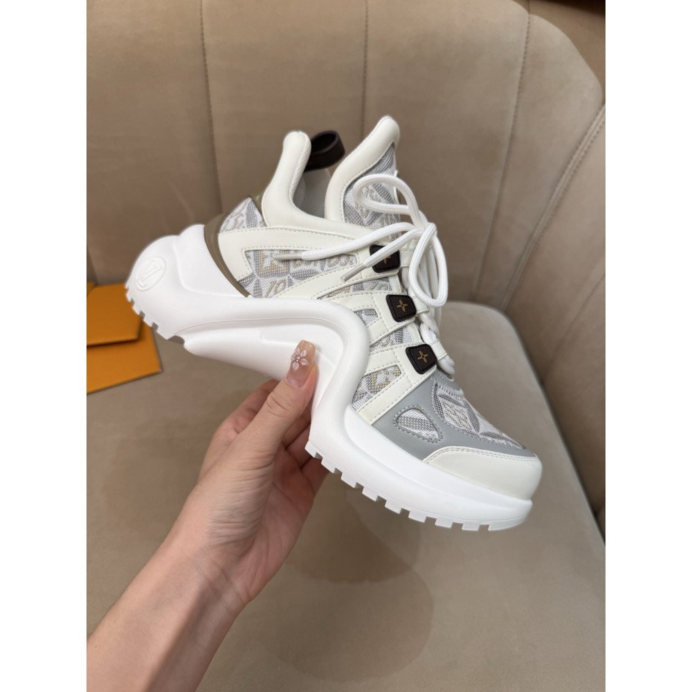 Louis Vuitton Archlight Women's Casual Sneakers! Louis Vuitton Archlight Women's Casual Sneakers!
