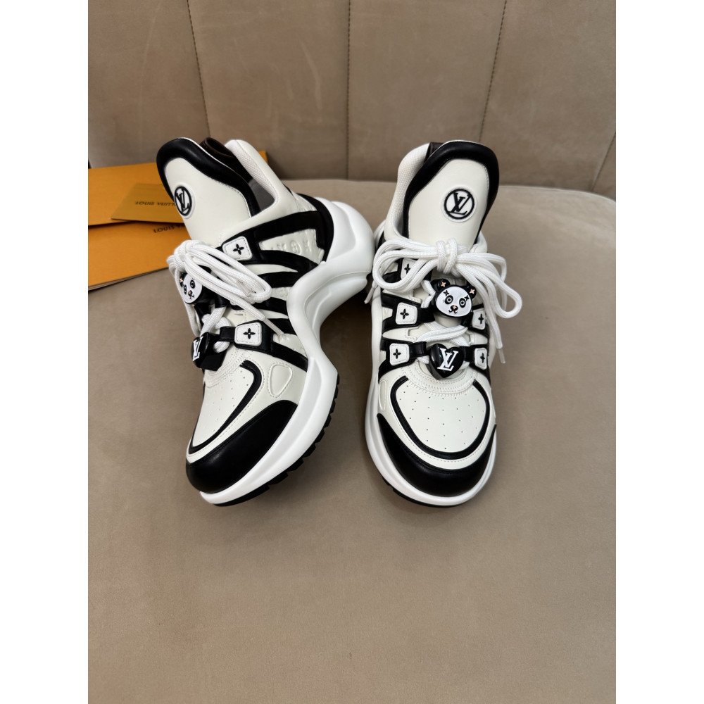 Louis Vuitton Archlight Women's Casual Sneakers! Louis Vuitton Archlight Women's Casual Sneakers!