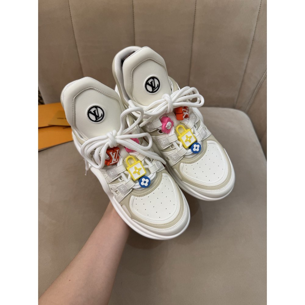Louis Vuitton Archlight Women's Casual Sneakers! Louis Vuitton Archlight Women's Casual Sneakers!