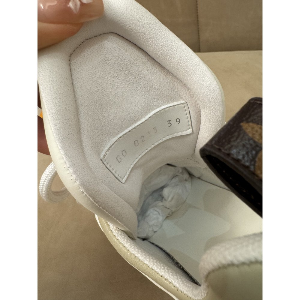 Louis Vuitton Archlight Women's Casual Sneakers! Louis Vuitton Archlight Women's Casual Sneakers!