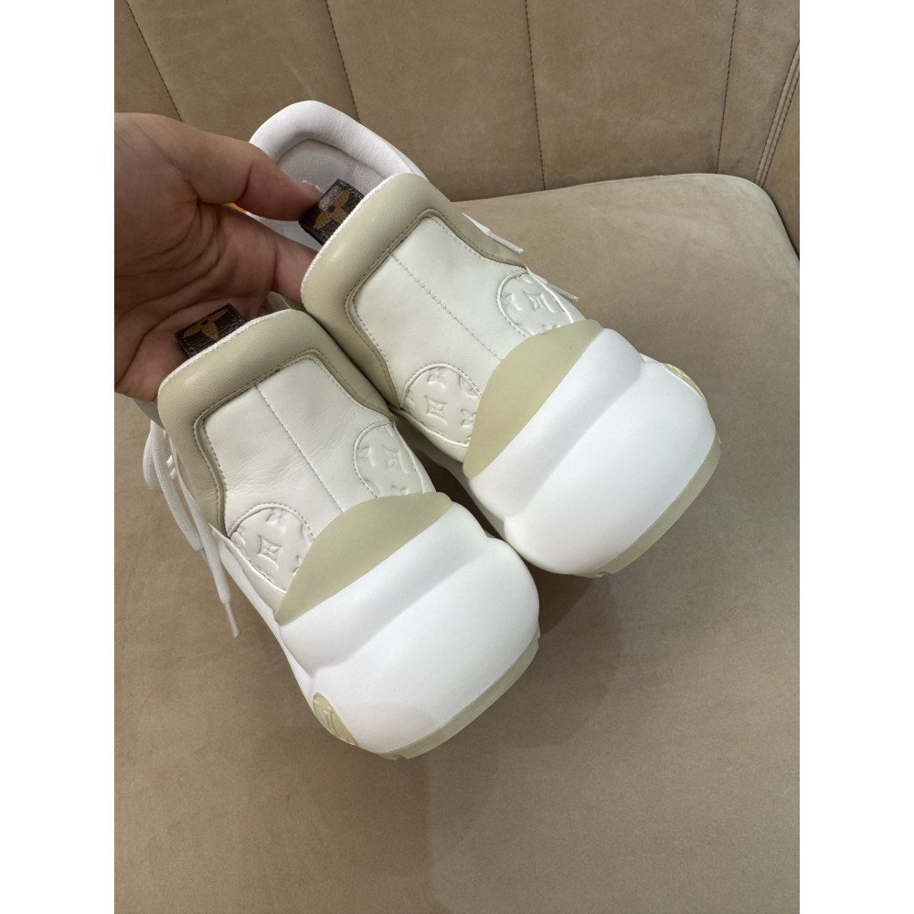 Louis Vuitton Archlight Women's Casual Sneakers! Louis Vuitton Archlight Women's Casual Sneakers!