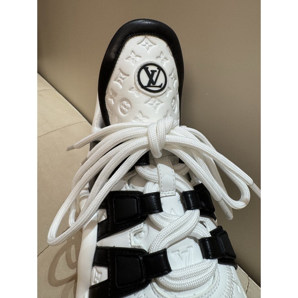 Louis Vuitton Archlight Women's Casual Sneakers! Louis Vuitton Archlight Women's Casual Sneakers!