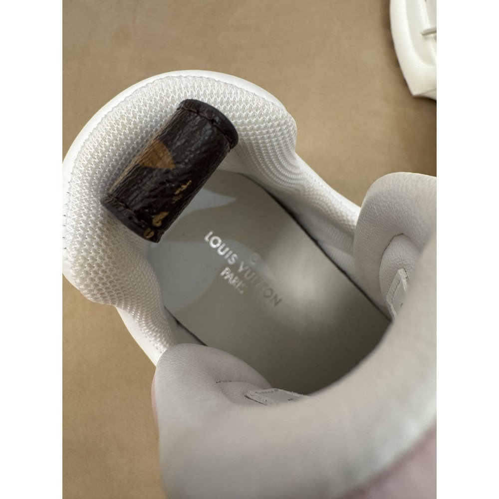 Louis Vuitton Archlight Women's Casual Sneakers! Louis Vuitton Archlight Women's Casual Sneakers!