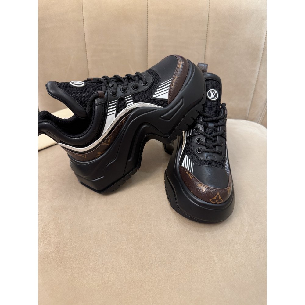 Louis Vuitton Archlight Chunky Dad Sneakers! Louis Vuitton Archlight Chunky Dad Sneakers!
