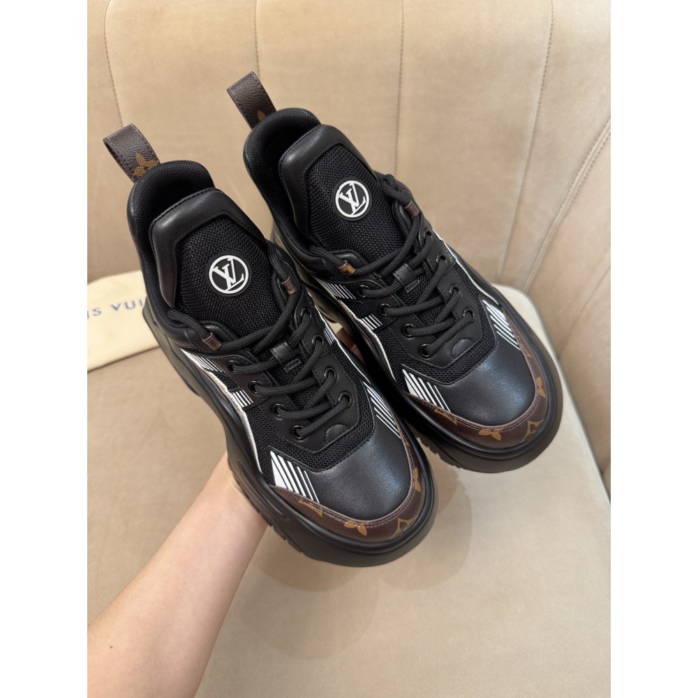 Louis Vuitton Archlight Chunky Dad Sneakers! Louis Vuitton Archlight Chunky Dad Sneakers!