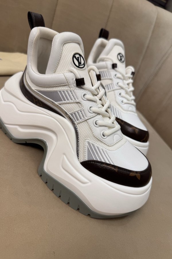 Louis Vuitton Archlight Chunky Dad Sneakers!