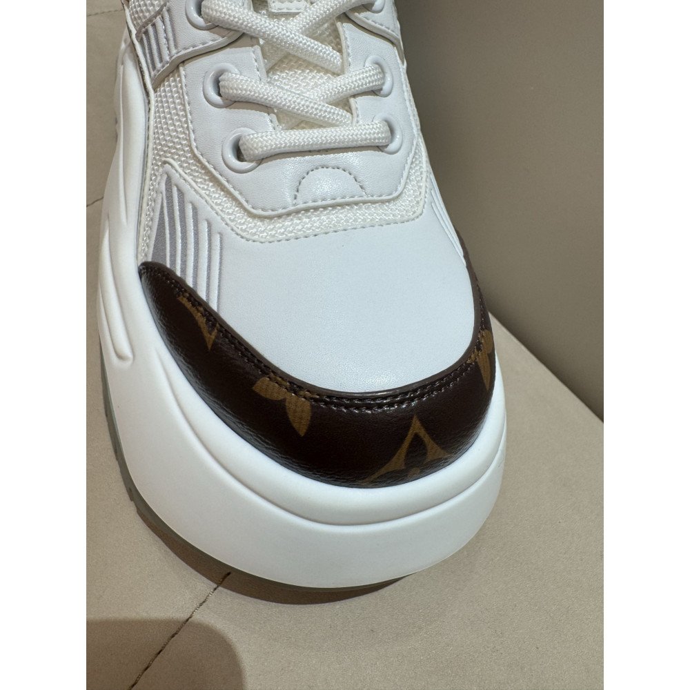 Louis Vuitton Archlight Chunky Dad Sneakers! Louis Vuitton Archlight Chunky Dad Sneakers!